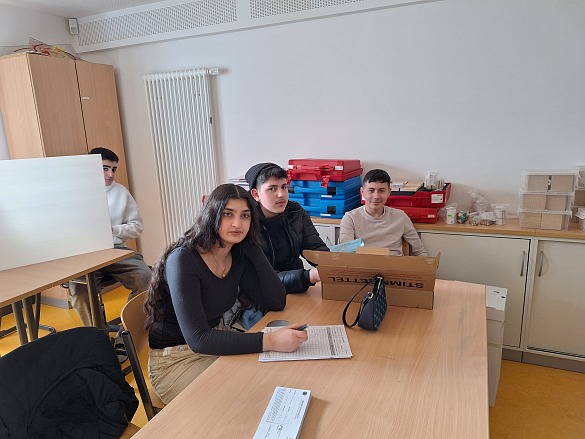 25_Wahlbüro Juniorwahl