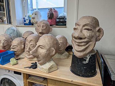 24_ 8c besucht das Blaumeier Atelier _Blaumeier Masken