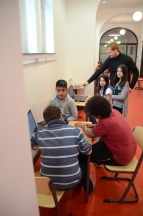 Schüler mit Lehrer