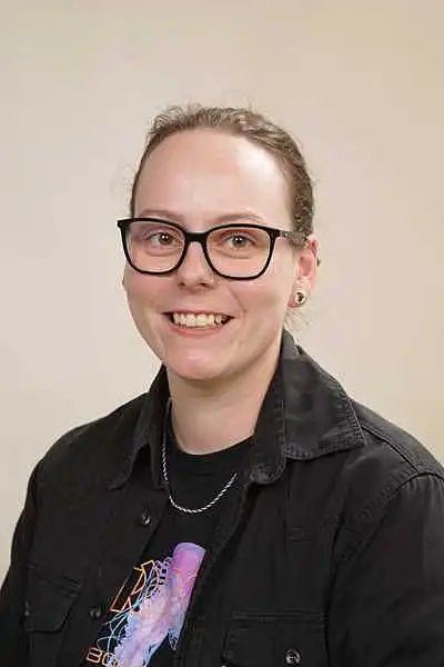 Portrait Lara Staal